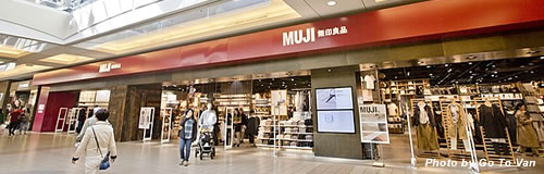 無印良品の20年8月期は169億円の最終赤字、減損で