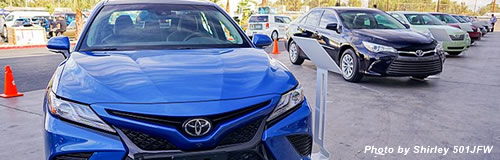 トヨタが「カムリ」の国内販売を終了、43年の歴史に幕